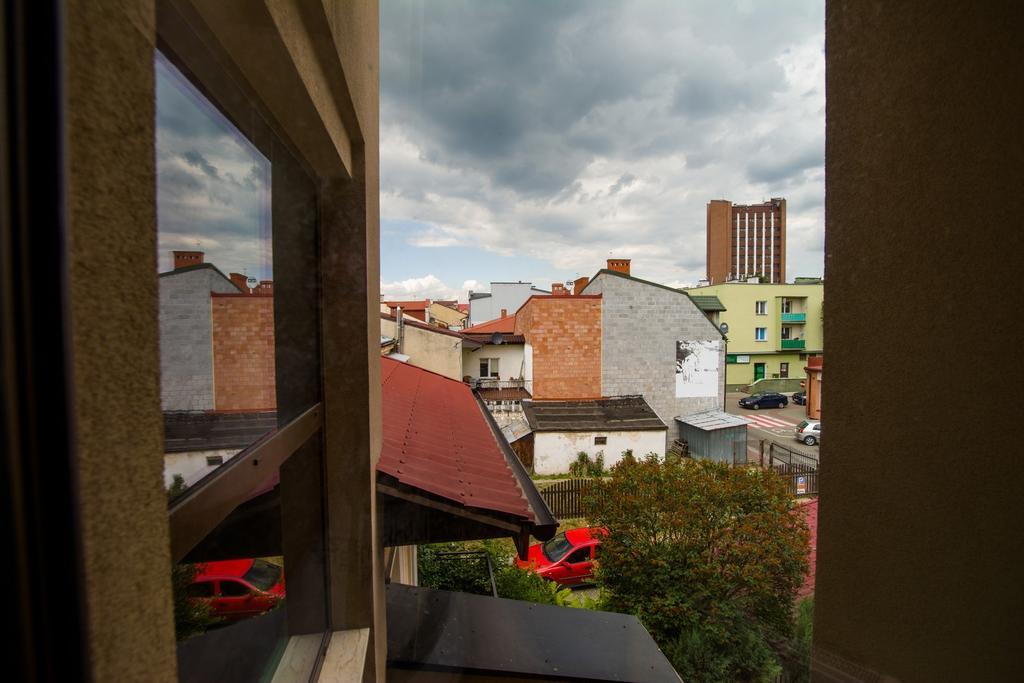 Apart Madryt Тарнобжег Экстерьер фото